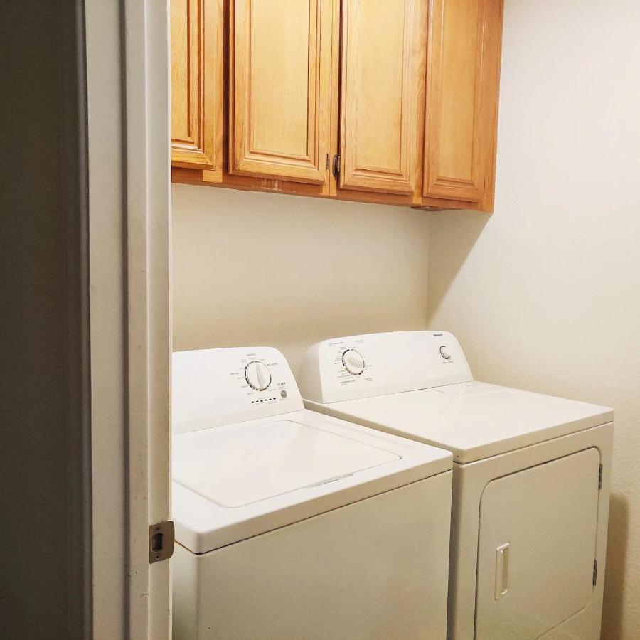 Nice Private Room In A House Close To Red Rock & Las Vegas Strip Лас-Вегас Экстерьер фото